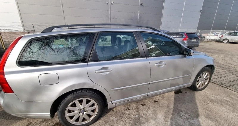 Volvo V50 cena 12000 przebieg: 282592, rok produkcji 2008 z Białystok małe 67